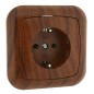 36-530-B-MD ENCHUFE EMPOTRAR T-T-L- MADERA